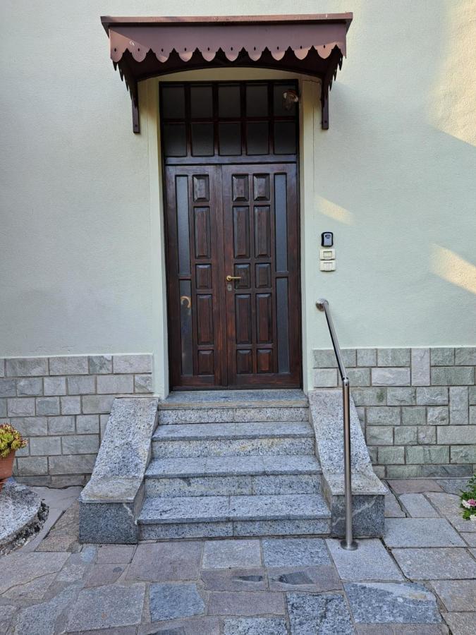 Green & Blue House Valbrona Exterior photo